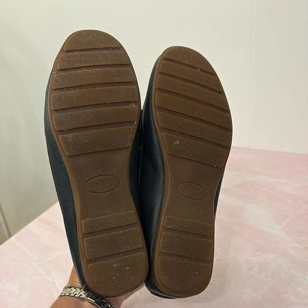 Coach Pebble Leather Navy Loafers A7751‎ Silver Hardware Women’s Size 7.5 B